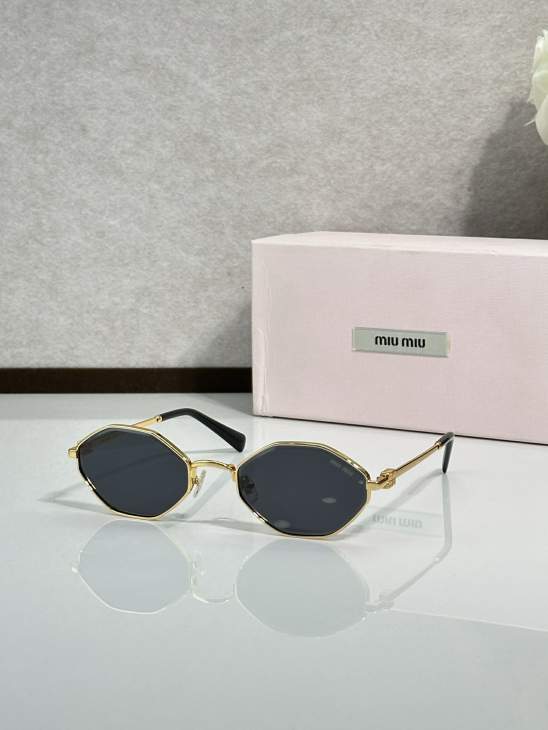 Picture of Miu Miu Sunglasses _SKUfw77894745fw